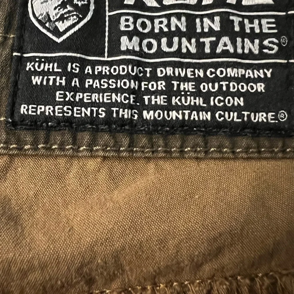KUHL MENS PATINA TIE DYE ADVENTURE SHORTS SIZE 38